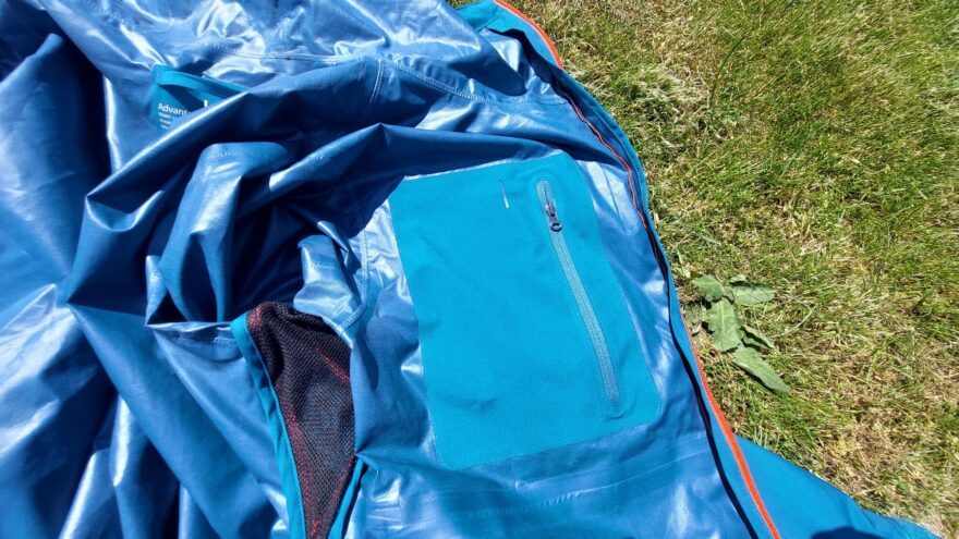 Vnitřní kapsa na levé straně hrudníku - FLAMINGFOX STORM PROTECT PRO