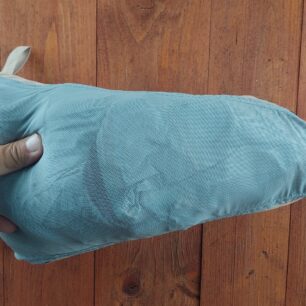 Po sbalení můžete využít i vnitřní poutko pro zavěšení - COLUMBIA NORTHWEST EXPLORER™ 3L SHELL