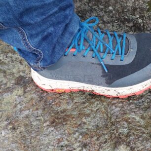 Výrobce doporučuje před prvním použití ošetřit obuv impregnací - NORTHFINDER NANGA