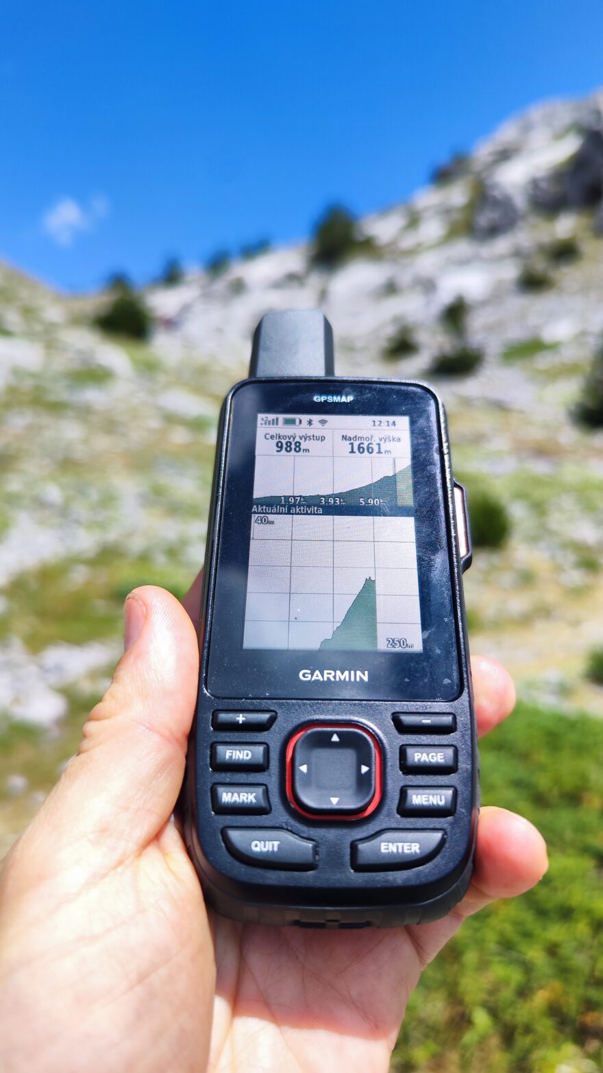 Ovládání je intuitivní, odezva rychlá - GARMIN GPSMAP 67i