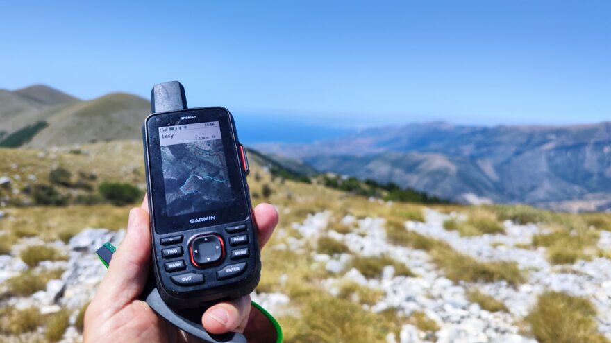 Přístroj GARMIN GPSMAP 67i je opravdový a hlavně odolný pracant