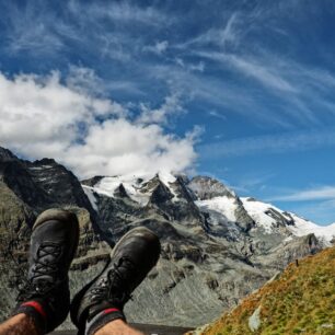Toho Grossglockneru v dálce si nevšímejte - TOPO ATHLETIC TRAILVENTURE 2 WP M