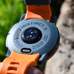 Kompletně plastové dýnko a plastová čočka na senzorech ST - GARMIN INSTINCT 3 SOLAR