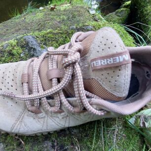 Model MERRELL WRAPT po 4 letech nošení a používání