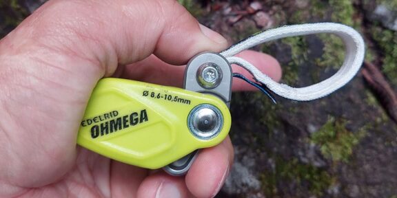 RECENZE: EDELRID OHMEGA – AKTIVNÍ ASISTENT JIŠTĚNÍ