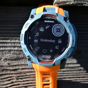 Různé druhy blikání svítilny - GARMIN INSTINCT 3 SOLAR
