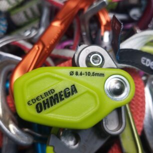 EDELRID OHMEGA spolupracuje s lany o průměrech 8,6 - 10,5 mm