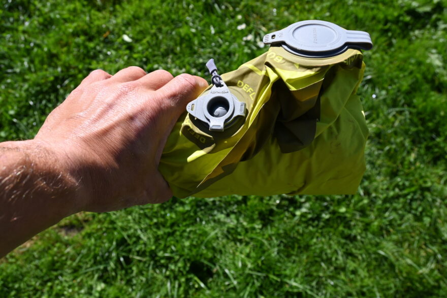 Výsledek po sbalení o hlavy k ventilům. Lepší je obrácený postup.