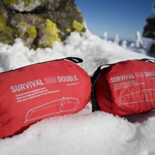 Balíček Survival Bag Single a double, váhový rozdíl je 200 g