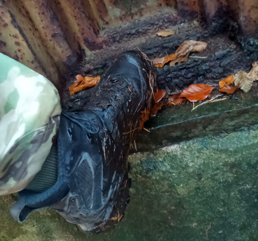 Podrážka Vibram ukázala svoje kvality nejen na trecích v lesích a močálech, ale i při průzkumu opevnění a tzv. urbexu - MOAB SPEED 2 THERMO MID WATERPROOF