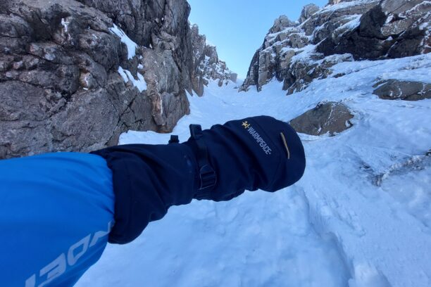 RECENZE: WARMPEACE PALČÁKY – KDYŽ JDE DO TUHÉHO