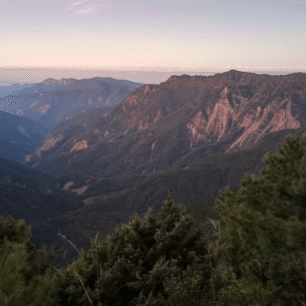 Přechod největšího tchajwanského parku Yushan