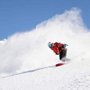 Na výstupy i sjezdy, do větru i hlubokého sněhu.
