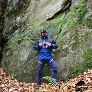 Dvojice napoleonských kapes pojme docela dost matroše - HIGH POINT RADICAL 4.0