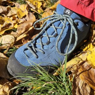 Detail šněrování Northfinder XS Trek Evo MERU1