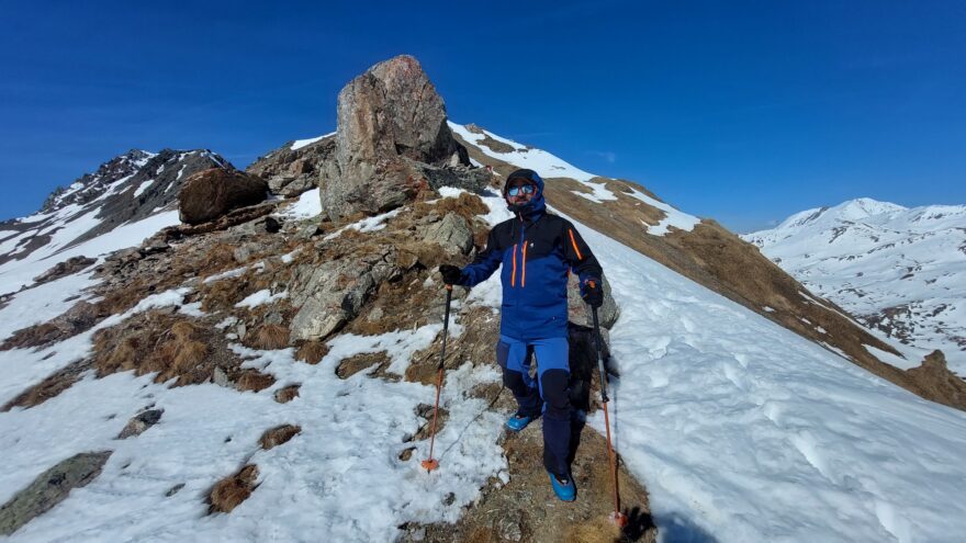 Perfektní kapuce a skvělý střih - HIGH POINT RADICAL 4.0