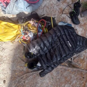 Zateplovací vrstva do skal - COLUMBIA MEN'S ARCTIC CREST™ DOWN HOODED JACKET