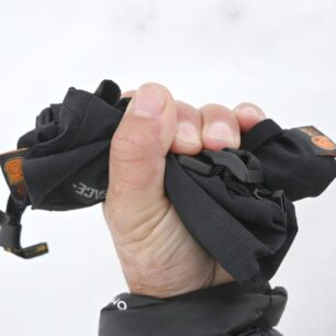 Po sbalení rukavice WARMPEACE PALČÁKY nezaberou žádné místo, ale službu udělají obrovskou