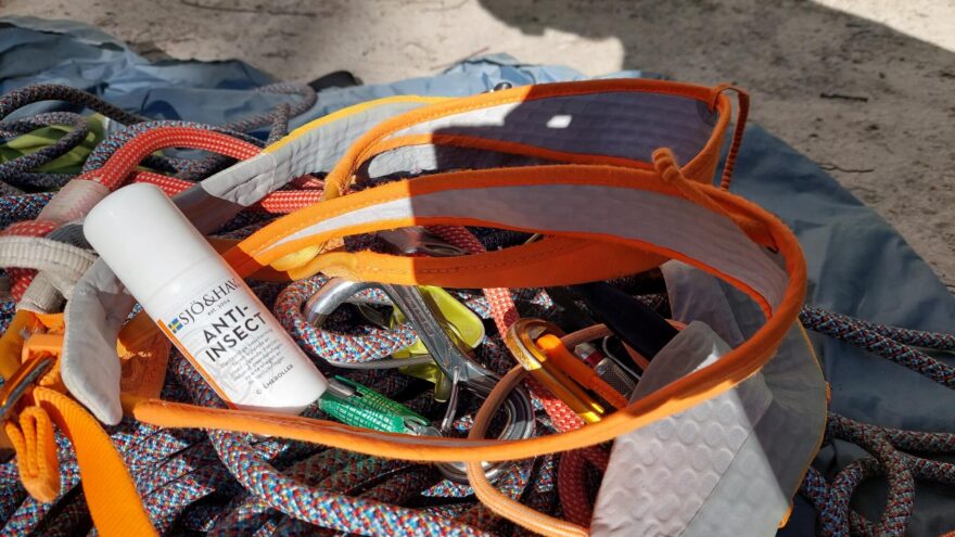 Repelent Sjö&Hav s aplikací roll-on se skvěle hodil pro lezení