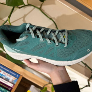 Designově povedená bota - OBOZ KATABATIC LT LOW