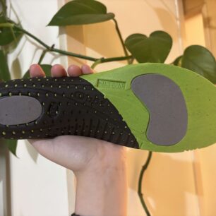 Detail stélky boty OBOZ HYALITE LOW WATERPROOF z druhé strany