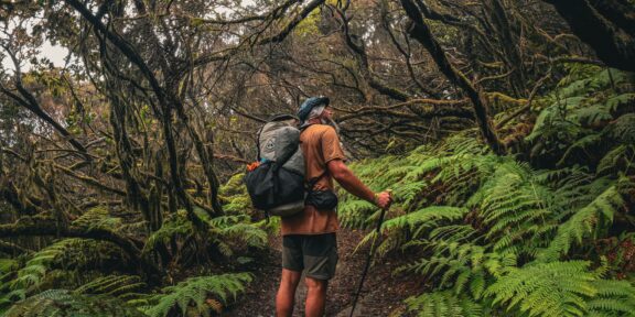650 KM PĚŠKY PŘES SEDM KANÁRSKÝCH OSTROVŮ