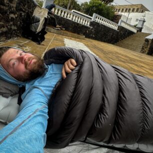 650 KM PĚŠKY PŘES SEDM KANÁRSKÝCH OSTROVŮ