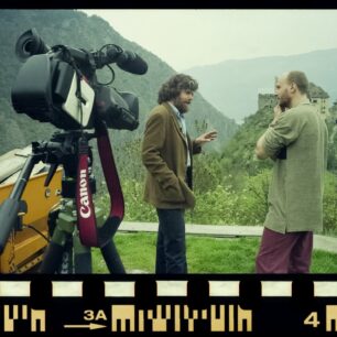 Natáčení seriálu Svět podle Reinholda Messnera. Petr horký a Reinhold Messner v roce 2002 na hradě Juval.