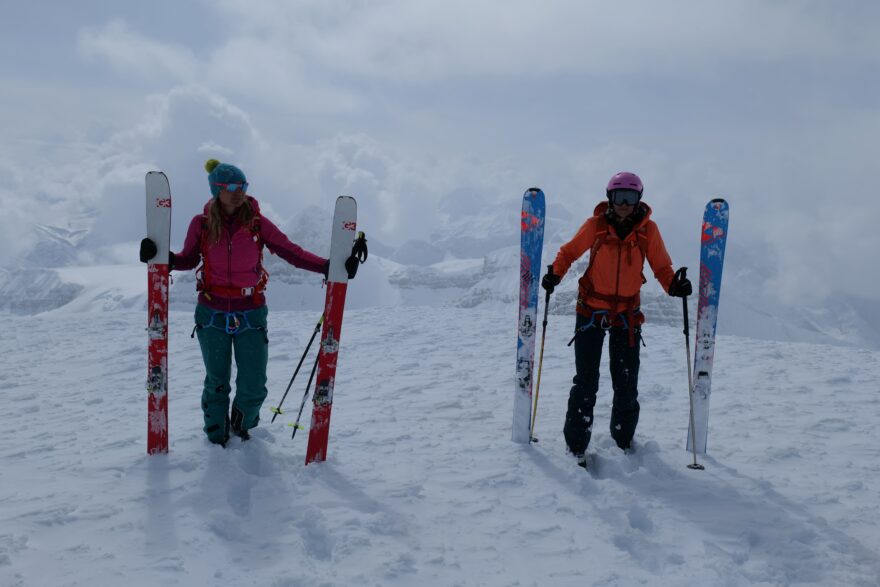 Icefall Traverse a skialp v Britské Kolumbii. Kanadská varianta skialpinistické Haute Route bez lidí