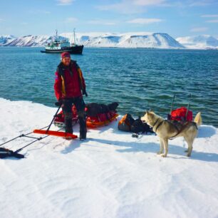 Kim a Klank na začátku expedice