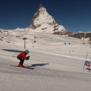 Zermatt – lyžování s kulisou Matterhornu