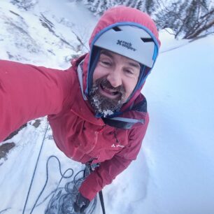 Bunda VAUDE MONVISO si skvěle vedla i při ledolezení