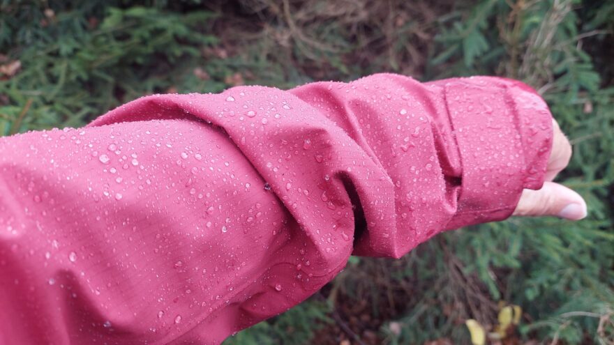 Perfektní odolnost proti vodě a provlhnutí - VAUDE MONVISO