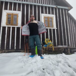 Rubová strana bundy VAUDE MONVISO