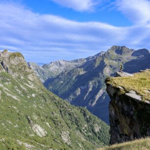 Via Alta Vallemaggia nabízí pusté a náročné horské stezky, jedinečná ubytování ve zrekonstruovaných pasteveckých domcích a v neposlední řadě nádherné ticho hor.