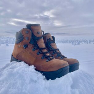 Celkový pohled na boty Alpina Tundra