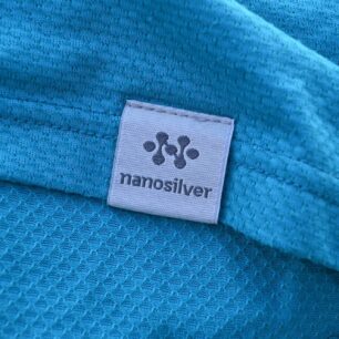 Etiketa na spodním lemu trika Nanosilver Ultralight