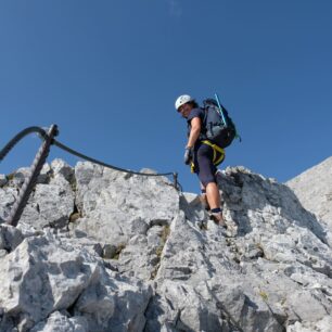 FERRATOVÝ PŘECHOD VE STÍNU DACHSTEINU