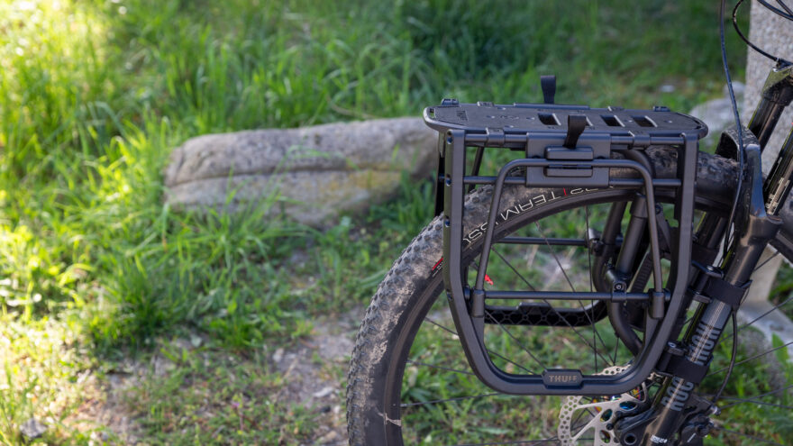 Thule InLock panel namontovaný na Thule Tour Rack