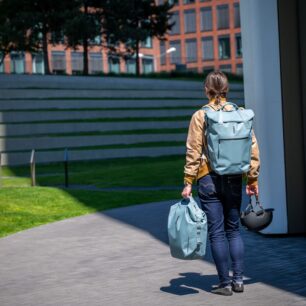 Thule Shield Pannier v ruce