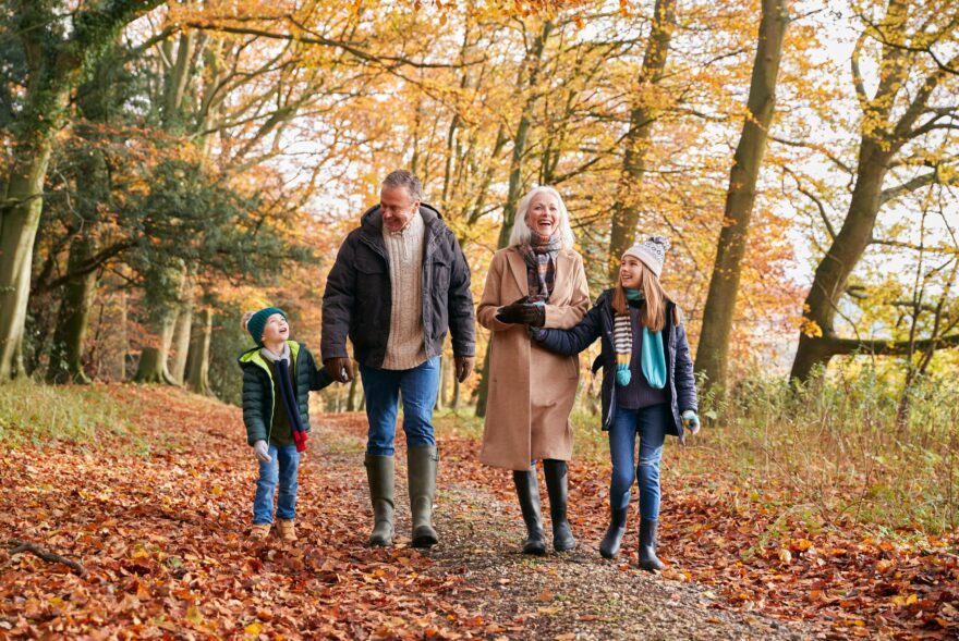 Chůze jako cesta k bezpečnějším městům. Startuje dubnová Výzva 10 000 kroků