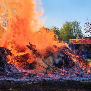 Foťák si poradí i s kontrastem, aniž by znehodnotil detaily, barevnost či potřebnou atmosféru záběru.