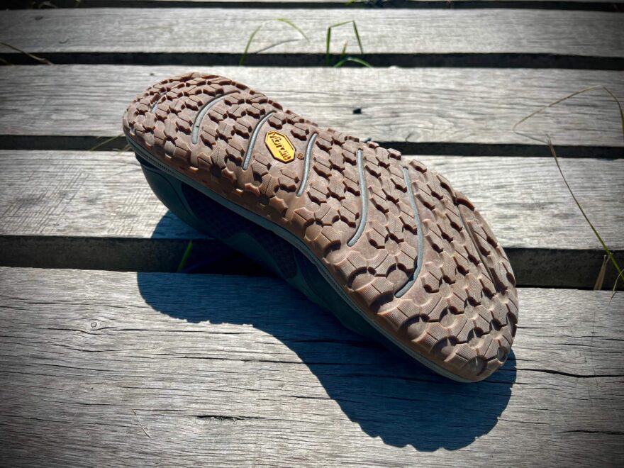 Detail vzorku podešve bot Boty Merrell Trail Glove 8.