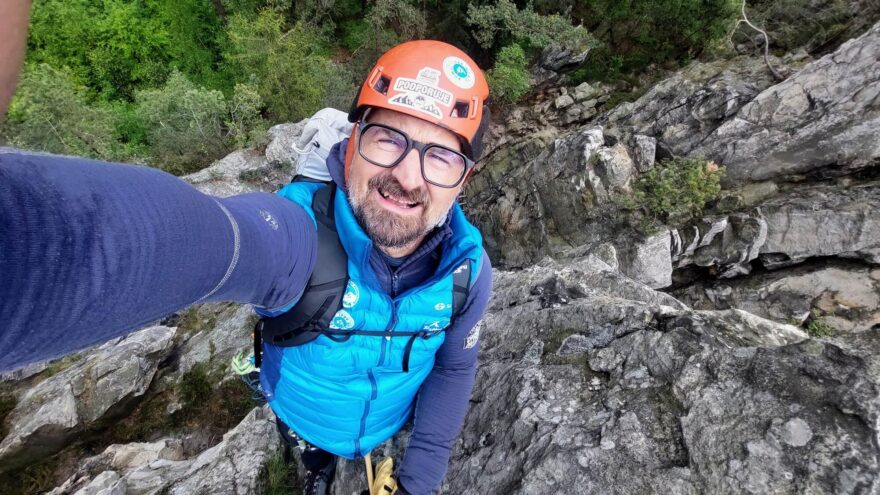 Testování batohu SINGING ROCK ROCKALP 35+7 na nejdelší české hřebenovce