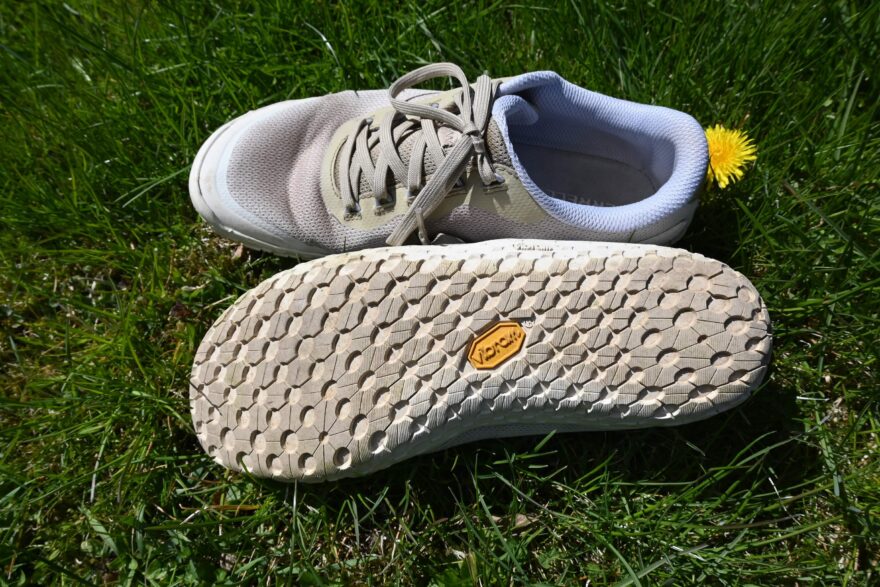 Dámský model Merrell Vapor Glove 7
