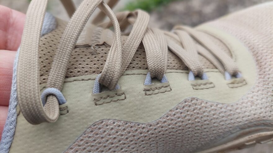 Detail šněrování - Merrell Vapor Glove 7