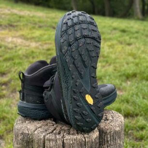 Podešev Vibram Megagrip