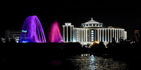 Turkmenistán: Jak se žije v jedné z nejizolovanějších zemí na světě? 