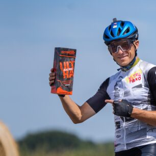 TOUR DE FRANCE PO VLASTNÍ OSE. DANIEL POLMAN V LOŇSKÉM ROCE ZVLÁDL PŘES 6 000 KILOMETRŮ S PODPOROU ULTRA LOS KŘUPOS