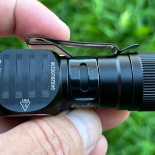 Horní pohled na tělo Fenix HM53R Garnet